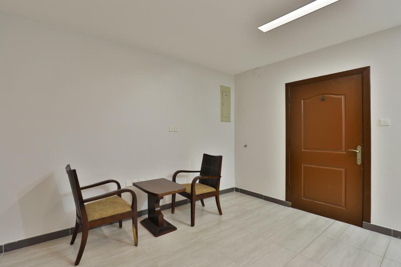 Al Harira Al Motamaiza Furnished Apartment Jeddah Exterior photo