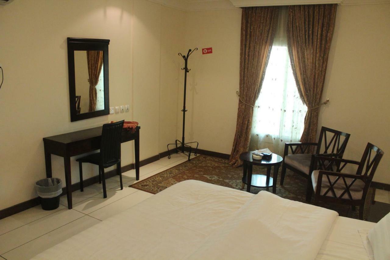 Al Harira Al Motamaiza Furnished Apartment Jeddah Exterior photo